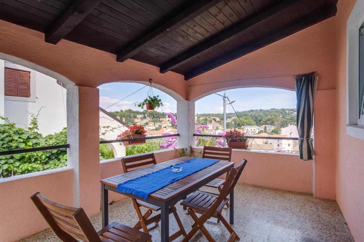 Apartmani Nadalina Veli Losinj Exterior photo