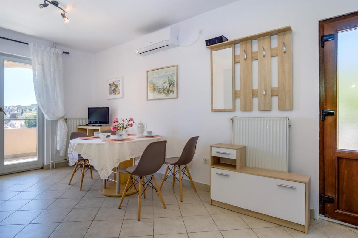 Apartmani Nadalina Veli Losinj Exterior photo
