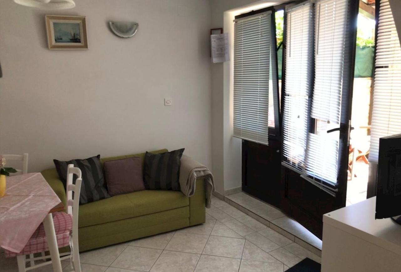 Apartmani Nadalina Veli Losinj Exterior photo